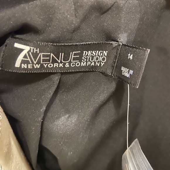 NEW YORK & CO Black Blazer Jacket, Stretch Fabric Size 14 - Picture 5 of 8